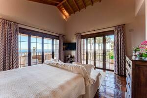 Luxury 4 Bedroom Villa - Adeje (3)