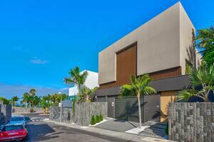 5 Bedroom Villa -  La Caleta (1)