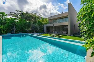5 Bedroom Villa -  La Caleta (1)