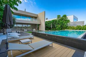 5 Bedroom Villa -  La Caleta (0)