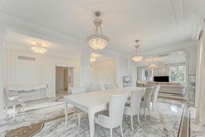7 slaapkamers Villa op de Eerste lijn - International (1)