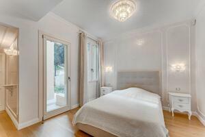 7 slaapkamers Villa op de Eerste lijn - International (2)