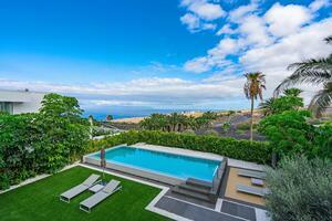 5 Bedroom Villa -  La Caleta (1)