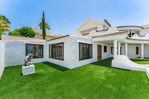 5 Bedroom Villa - Playa Paraíso (2)