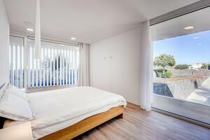 5 Bedroom Villa -  La Caleta (0)