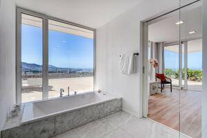 5 Bedroom Villa -  La Caleta (0)