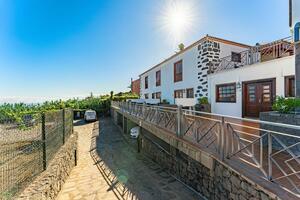 20 Bedroom Hotel - Los Realejos (1)