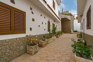 5 Bedroom House - Granadilla de Abona (2)