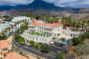 Luxury 7 Bedroom Villa - San Eugenio Alto - Villa Esther (1)