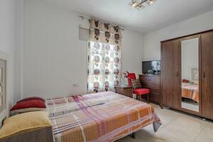 2 slaapkamers Duplex - Callao Salvaje - Arco Iris (3)