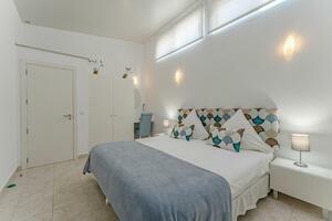 9 Bedroom Villa - Alcalá (2)