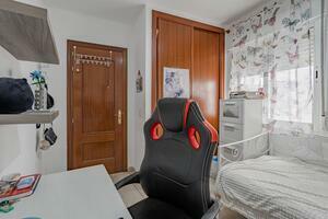 3 Bedroom Apartment - Valle de San Lorenzo - Edificio J. J. Paca (0)