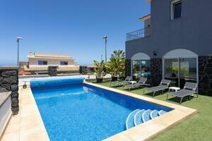 7 Bedroom Villa - Puerto de la Cruz (1)