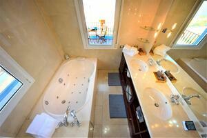 7 Bedroom Villa - Puerto de la Cruz (3)
