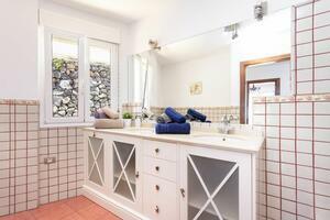 7 Bedroom Villa - Puerto de la Cruz (0)