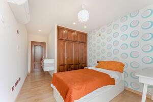 8 Bedroom Villa - Taucho (2)