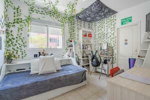 4 Bedroom Apartment - El Madroñal - La Pineda (0)