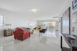 9 Bedroom Villa - Arona (1)