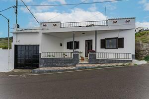 Casa de 3 dormitorios - El Tanque (1)