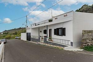 Casa de 3 dormitorios - El Tanque (0)