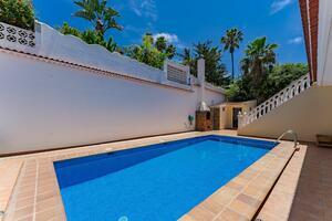 5 Bedroom Villa - Santa Úrsula (1)