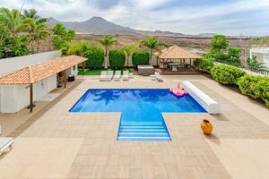 5 Bedroom Villa -  La Caleta (2)