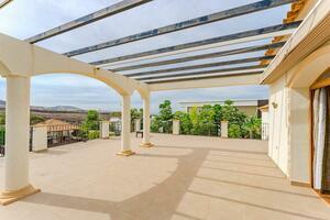 5 Bedroom Villa -  La Caleta (0)