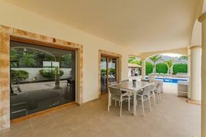 5 Bedroom Villa -  La Caleta (2)