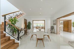 5 Bedroom Villa -  La Caleta (0)