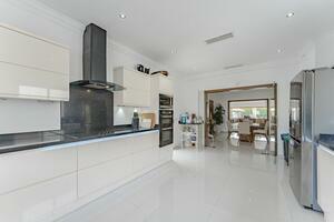 5 Bedroom Villa -  La Caleta (0)