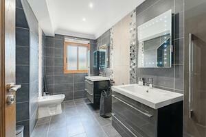 5 Bedroom Villa -  La Caleta (2)