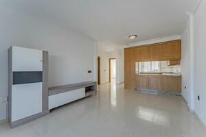 2 Bedroom Apartment - Torviscas Alto - Porta Nova (0)