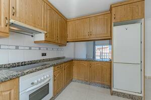 2 Bedroom Apartment - Torviscas Alto - Porta Nova (3)