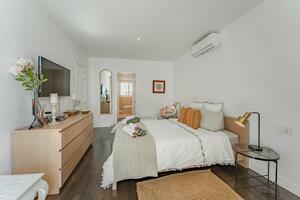 Villa de 4 dormitorios -  La Caleta (0)