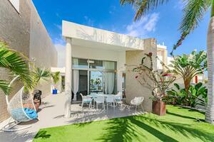 Villa de 4 dormitorios -  La Caleta (2)