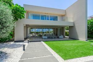 5 Bedroom Villa -  La Caleta (3)