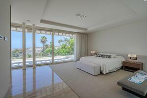 5 Bedroom Villa -  La Caleta (3)