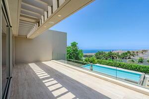 5 Bedroom Villa -  La Caleta (0)