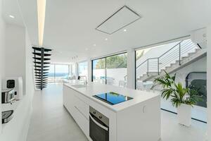 Seafront Luxury 3 Bedroom Villa - Santa Cruz (0)