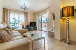 4 Bedroom Penthouse -  Bahía del Duque - Terrazas del Duque (2)