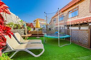 6 Bedroom Villa - Los Menores (0)