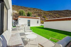 5 Bedroom Villa - Acantilados de Los Gigantes (1)