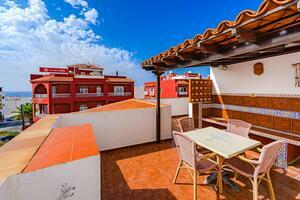 Edificio de 5 dormitorios - Playa San Juan (1)