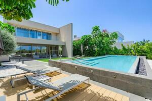 5 Bedroom Villa -  La Caleta (1)