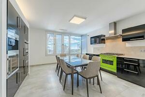 6 Bedroom Villa -  La Caleta (0)