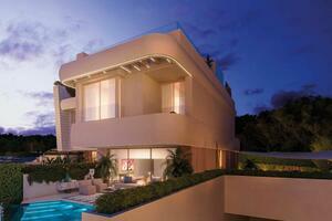 Seafront Luxury 4 Bedroom Townhouse - Marbella (0)