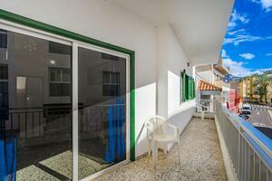 5 slaapkamers Gebouw - Armeñime (1)