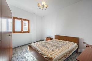 5 slaapkamers Gebouw - Armeñime (0)