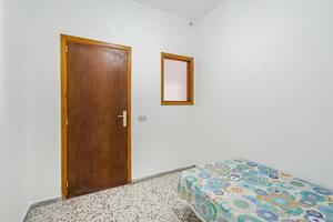 5 slaapkamers Gebouw - Armeñime (1)