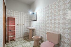 5 slaapkamers Gebouw - Armeñime (2)